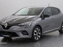 Gris Utilisé 2023 Renault Clio V Evolution Berline | 17 799 € (Prix juste)