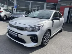 Blanc Utilisé 2020 Kia Rio GT-Line Berline | 13 490 € (Prix juste)