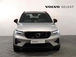 Argent aurore métallisé Utilisé 2023 Volvo XC40 Plus SUV | 36 500 € (Prix juste)