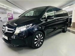 Noir Utilisé 2023 Mercedes V220 Avantgarde Monospace | 58 490 € (Prix juste)