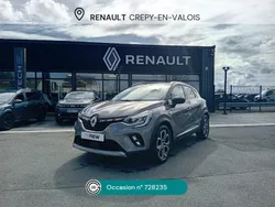 Gris Utilisé 2024 Renault Captur Techno SUV | 23 990 € (Prix juste)