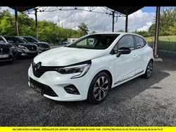 Blanc Utilisé 2022 Renault Clio V Evolution | 10 990 € (Prix juste)