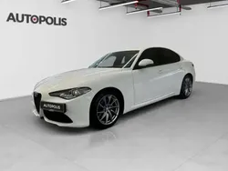 Blanc Utilisé 2023 Alfa Romeo Giulia Sprint Sprint Coupé | 38 451 € (Prix juste)