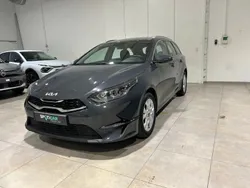 Gris Utilisé 2021 Kia Ceed Active Berline | 16 089 € (Super prix)