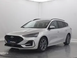 Gris Utilisé 2023 Ford Focus ST-Line Berline | 23 999 € (Prix juste)