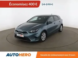 Vert Utilisé 2023 Kia Ceed Active Berline | 22 590 € (Prix assez cher)
