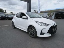 Utilisé 2022 Toyota Yaris Hybrid Design Berline | 18 900 € (Prix juste)
