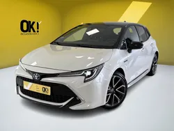 Blanc Utilisé 2022 Toyota Corolla Hybrid Citadine | 23 699 €