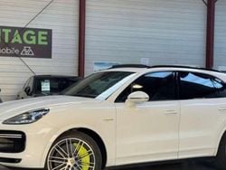 Blanc Utilisé 2019 Porsche Cayenne Turbo S SUV | 99 900 €