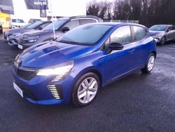 Bleu Occasion 2024 Renault Clio V Evolution Citadine | 16 990 € (Prix juste)