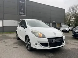 Blanc Utilisé 2011 Renault Scénic III Bose Edition Monospace | 5 990 €