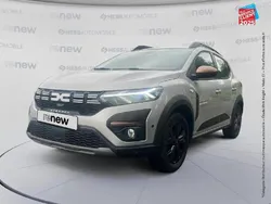 Gris Utilisé 2024 Dacia Sandero Extreme Citadine | 16 499 € (Prix juste)