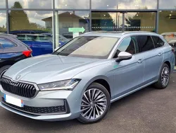 Gris Utilisé 2024 Skoda Superb Break | 42 990 €