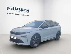 Blanc Nouvelle 2025 Skoda Enyaq iV SportLine SUV | 49 251 € (Prix assez cher)