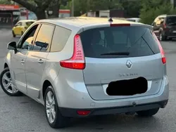 Utilisé 2004 Renault Grand Scénic II Monospace | 2 400 €