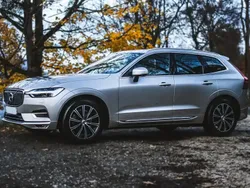 Beige Utilisé 2018 Volvo XC60 Inscription SUV | 28 990 € (Bon prix)