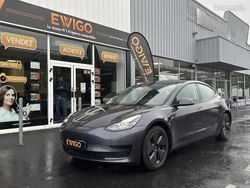 Gris Utilisé 2022 Tesla Model 3 Standard Range Berline | 25 990 € (Prix juste)