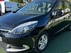 Noir Utilisé 2013 Renault Scénic III Business Monospace | 8 990 € (Prix juste)