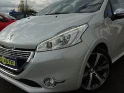 Utilisé 2014 Peugeot 208 Citadine | 7 990 € (Prix cher)