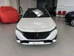 Blanc Utilisé 2022 Peugeot 308 GT Break | 24 990 €