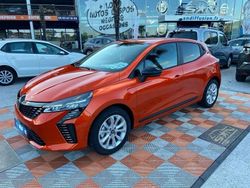 Orange valencia Nouvelle 2025 Renault Clio V Evolution Citadine | 21 480 € (Prix juste)