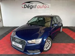 Bleu Utilisé 2014 Audi A3 Attraction Berline | 9 990 €