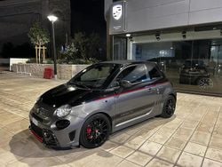 Utilisé 2019 Abarth 595C Competizione Cabriolet | 23 900 € (Prix juste)