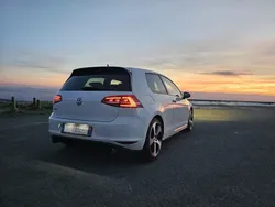 Blanc Utilisé 2014 VW Golf VII GTI Citadine | 21 990 € (Prix cher)