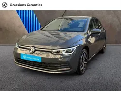 Gris Utilisé 2024 VW Golf VIII Style Berline | 30 490 € (Prix juste)
