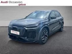 Gris daytona nacré Utilisé 2025 Audi Q6 e-tron Performance SUV | 86 990 € (Prix juste)
