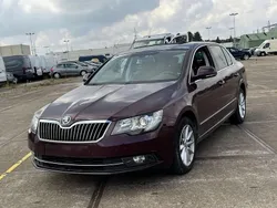 Bleu Utilisé 2014 Skoda Superb Berline | 6 950 €
