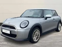 Utilisé 2024 Mini Cooper Favoured Citadine | 29 990 € (Prix assez cher)