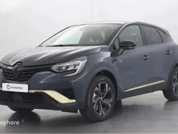 Bleu marine fume/noir etoile Utilisé 2023 Renault Captur Engineered SUV | 24 499 € (Prix assez cher)