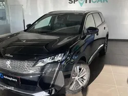 Utilisé 2024 Peugeot 5008 Allure Monospace | 33 499 € (Prix juste)