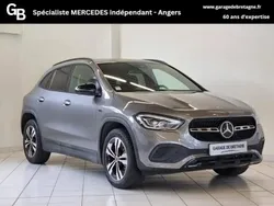 Gris Utilisé 2020 Mercedes GLA250 Progressive SUV | 31 900 € (Prix juste)