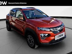 Rouge Utilisé 2023 Dacia Spring Extreme Citadine | 11 990 € (Prix juste)