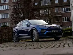 Noir Utilisé 2024 Porsche Macan SUV | 104 950 €
