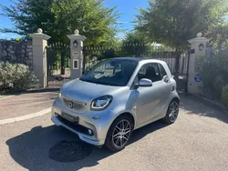 Gris Utilisé 2016 Smart ForTwo Coupé Brabus Xclusive Citadine | 20 000 €