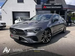 Gris Utilisé 2024 Mercedes CLA180 Shooting Brake Progressive Break | 31 990 € (Super prix)