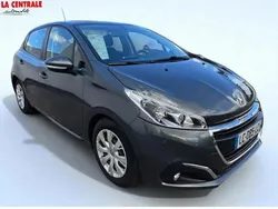 Utilisé 2016 Peugeot 208 Active Citadine | 9 990 € (Prix juste)
