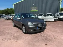 Utilisé 2003 Renault Clio II Berline | 3 490 € (Prix cher)