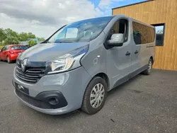 Gris Utilisé 2016 Renault Trafic Van | 15 000 € (Prix cher)