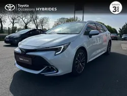 Blanc Utilisé 2023 Toyota Corolla Design | 30 480 € (Prix juste)