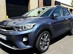 Gris Utilisé 2020 Kia Stonic SUV | 14 500 € (Bon prix)