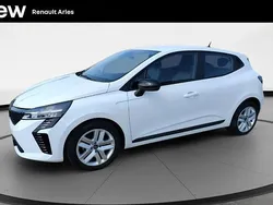 Blanc Utilisé 2024 Renault Clio V Evolution Citadine | 14 990 €