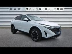 Blanc Nouvelle 2025 Nissan Qashqai N-Connecta SUV | 32 480 €