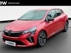 Rouge Utilisé 2024 Renault Clio V Techno Citadine | 18 999 € (Prix assez cher)