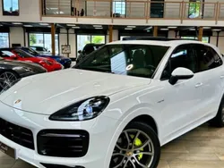 Utilisé 2021 Porsche Cayenne SUV | 83 990 € (Prix juste)