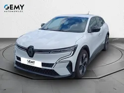 Utilisé 2022 Renault Mégane Equilibre Berline | 22 499 € (Prix assez cher)