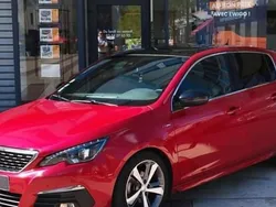 Rouge Utilisé 2018 Peugeot 308 GT-line Berline | 12 990 € (Prix assez cher)